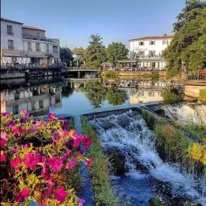 Appartement Balcon Sur La Sorgue, LʼIsle-sur-la-Sorgue